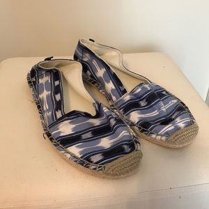 American Eagle Slip-on Flats